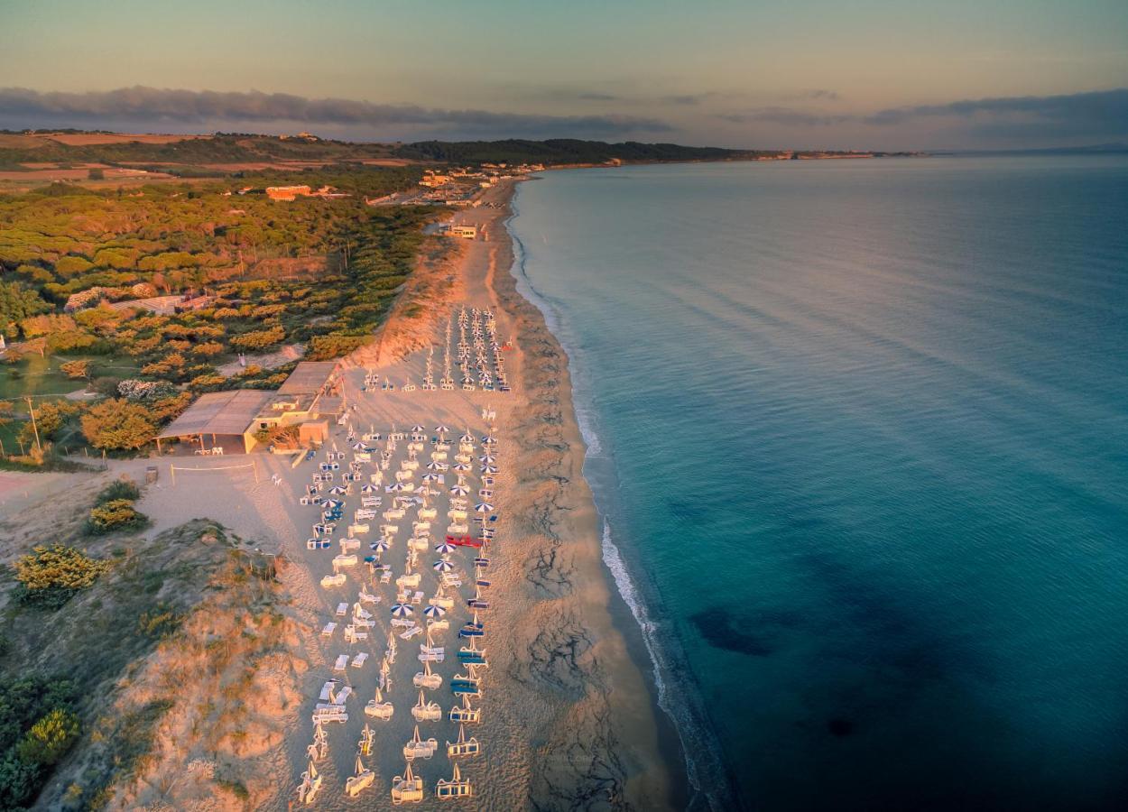 Camping Golfo Dell'Asinara Platamona Buitenkant foto