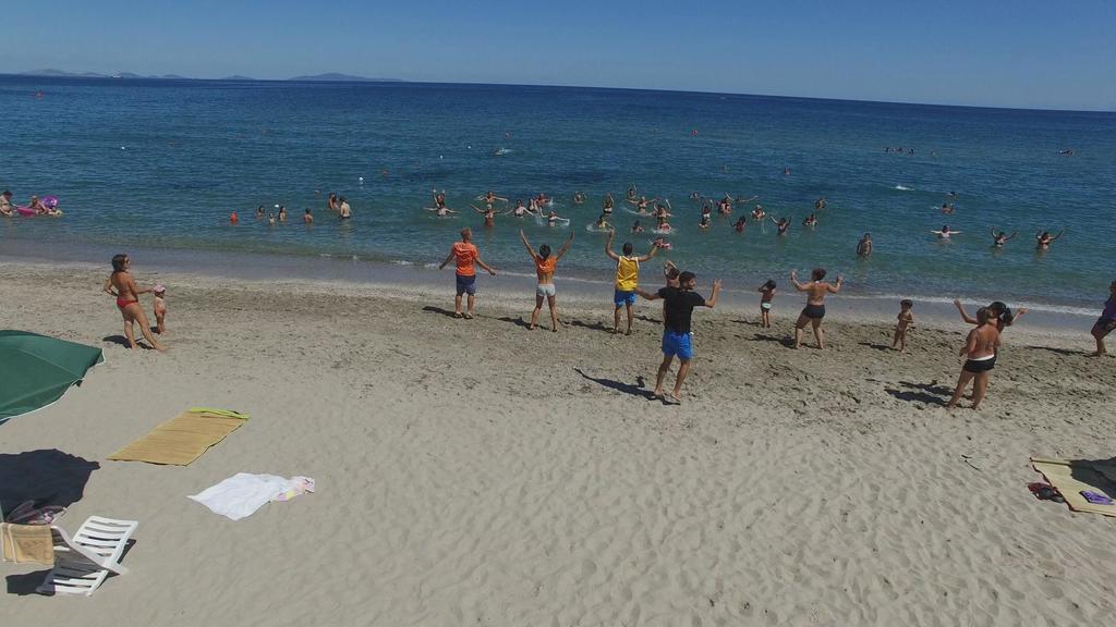 Camping Golfo Dell'Asinara Platamona Buitenkant foto